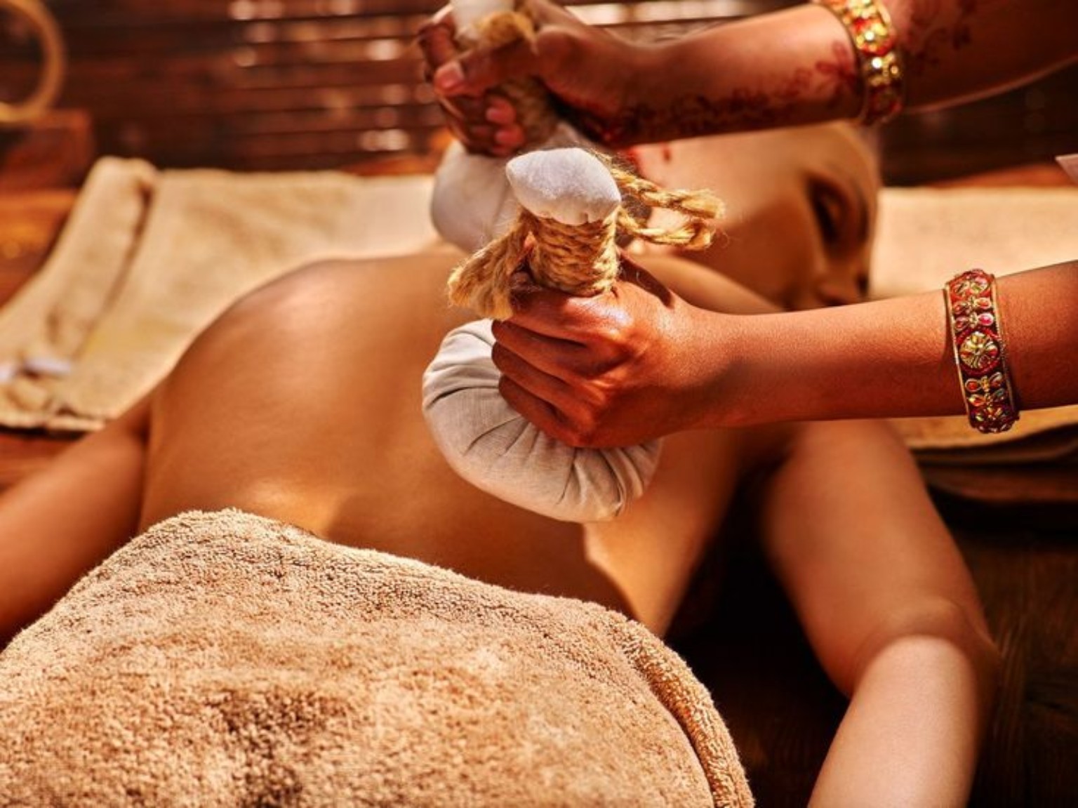 Traditional wellness massage experience